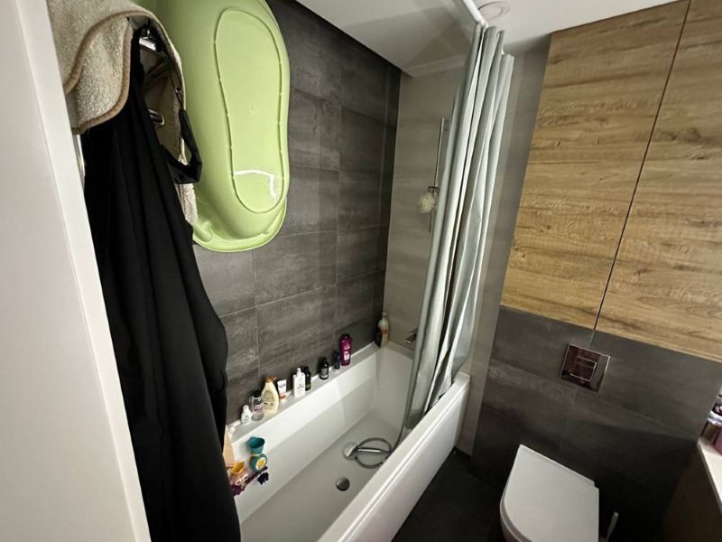 Продажа 1-комнатной квартиры 42 м², Владимира Антоновича ул., 36А