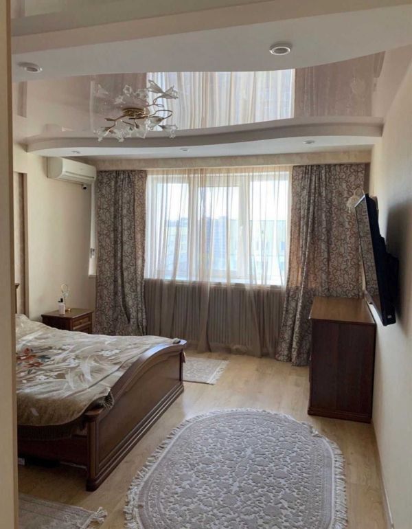 Продажа 2-комнатной квартиры 95 м², Мандрыковская ул., 338