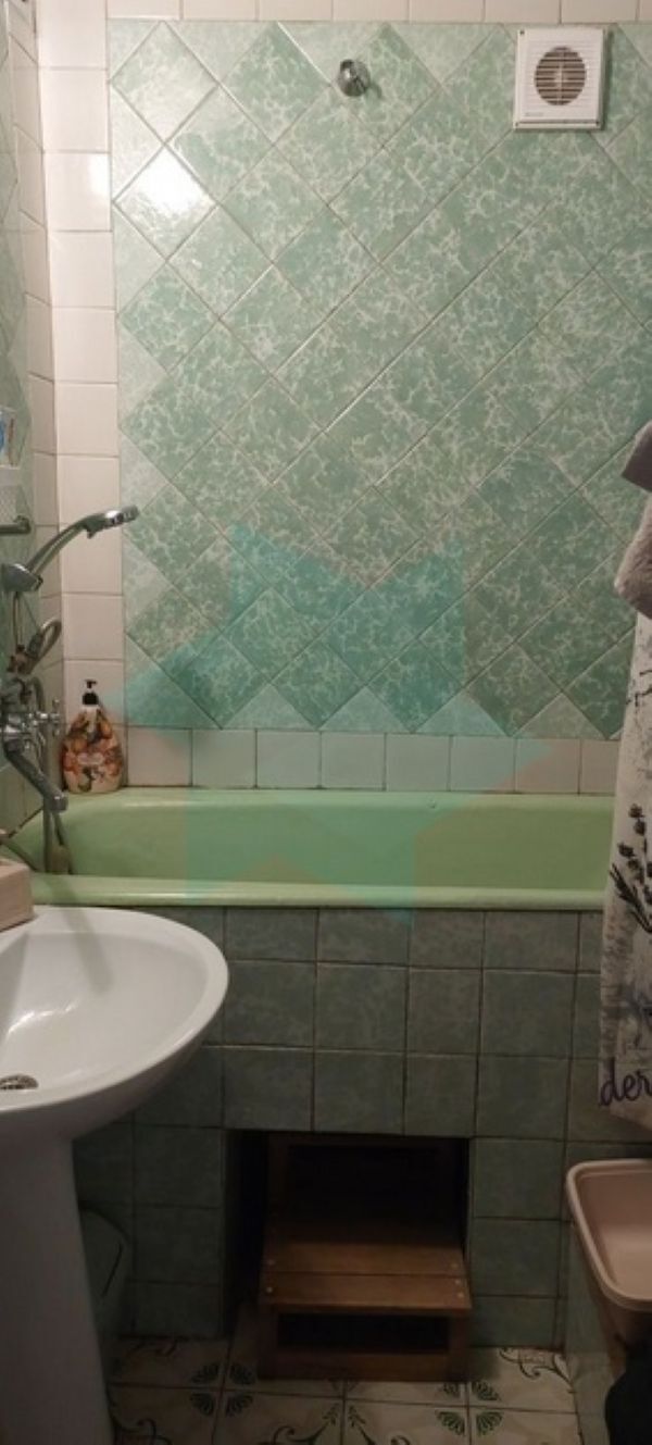 Продажа 2-комнатной квартиры 50 м², Гладкова ул.