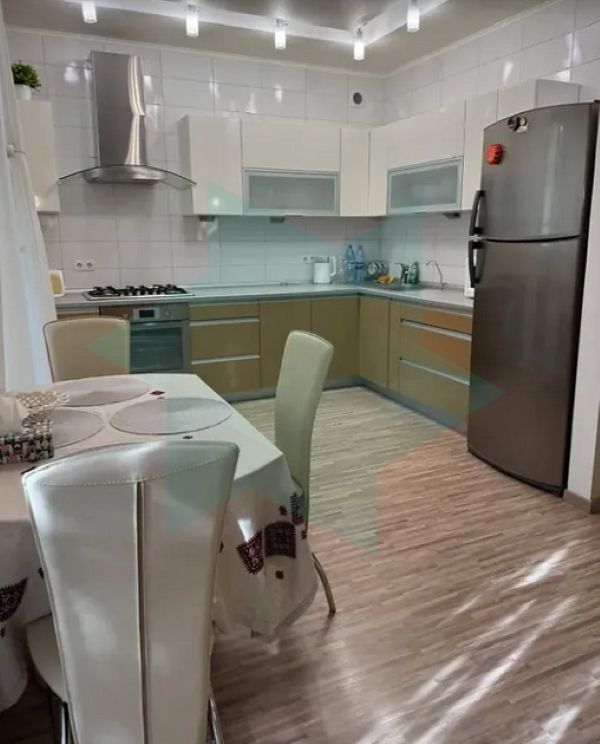 Продажа 2-комнатной квартиры 103 м², Богданова ул.