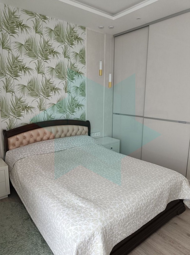 Продажа 2-комнатной квартиры 84 м², Симферопольская ул., 2