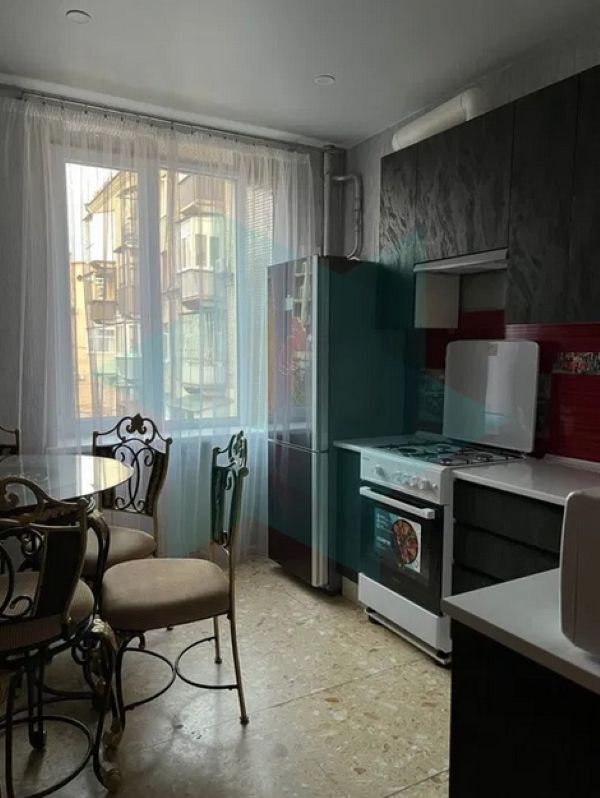 Оренда 1-кімнатної квартири 70 м², Дмитрія Яворницького просп., 46