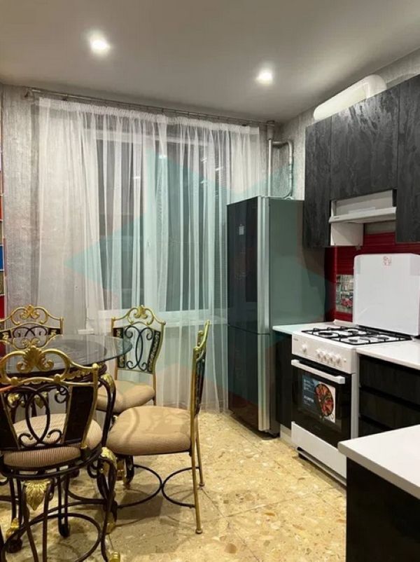 Оренда 1-кімнатної квартири 70 м², Дмитрія Яворницького просп., 46