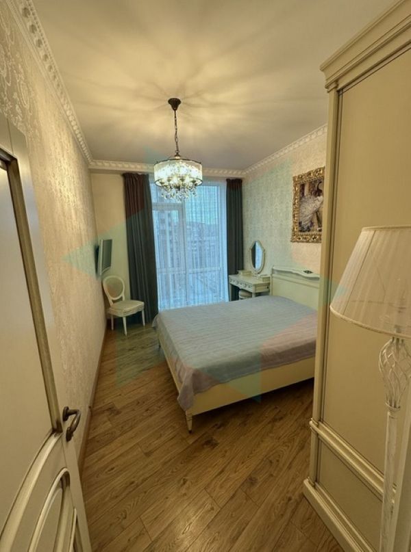 Аренда 2-комнатной квартиры 72 м², Симферопольская ул., 2