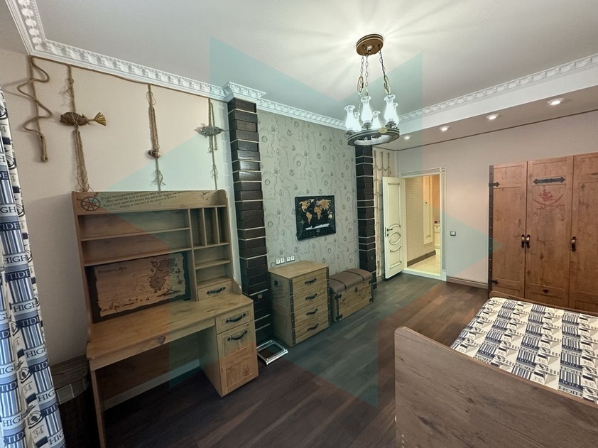 Аренда 2-комнатной квартиры 72 м², Симферопольская ул., 2