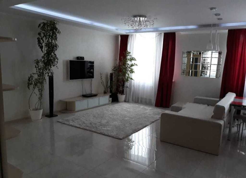 Оренда 3-кімнатної квартири 90 м², Вишгородська вул., 45/4