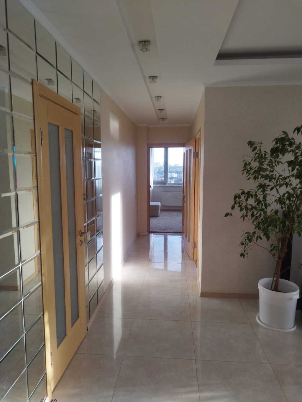 Оренда 3-кімнатної квартири 90 м², Вишгородська вул., 45/4