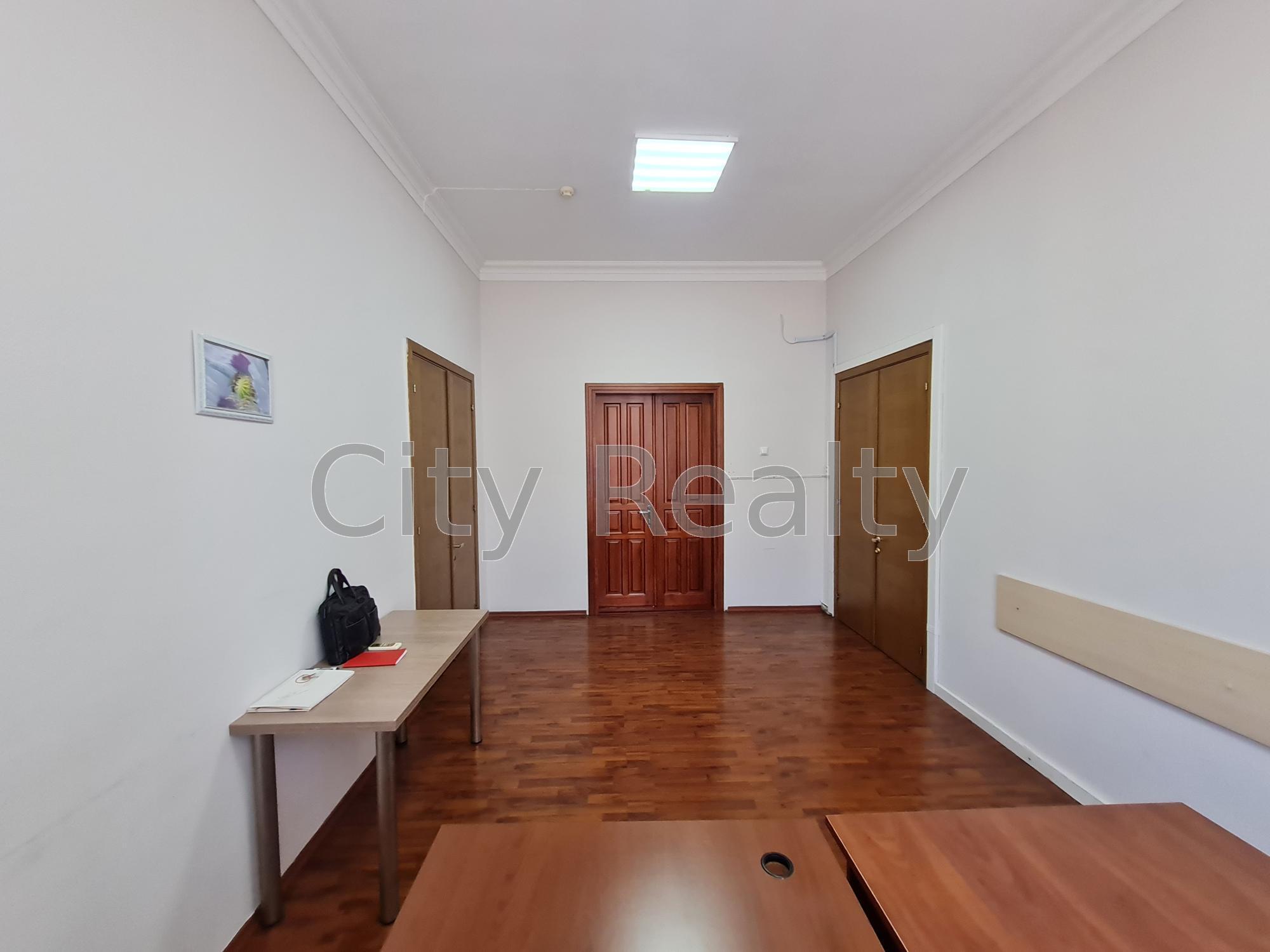 Аренда офиса 93 м², Крещатик ул., 7/11