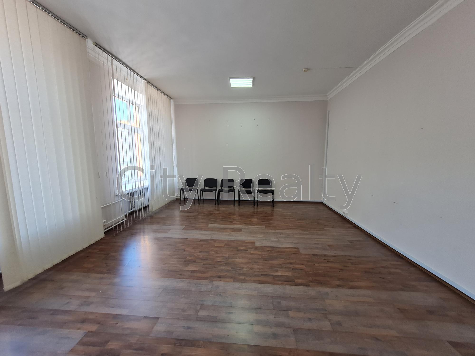 Аренда офиса 93 м², Крещатик ул., 7/11