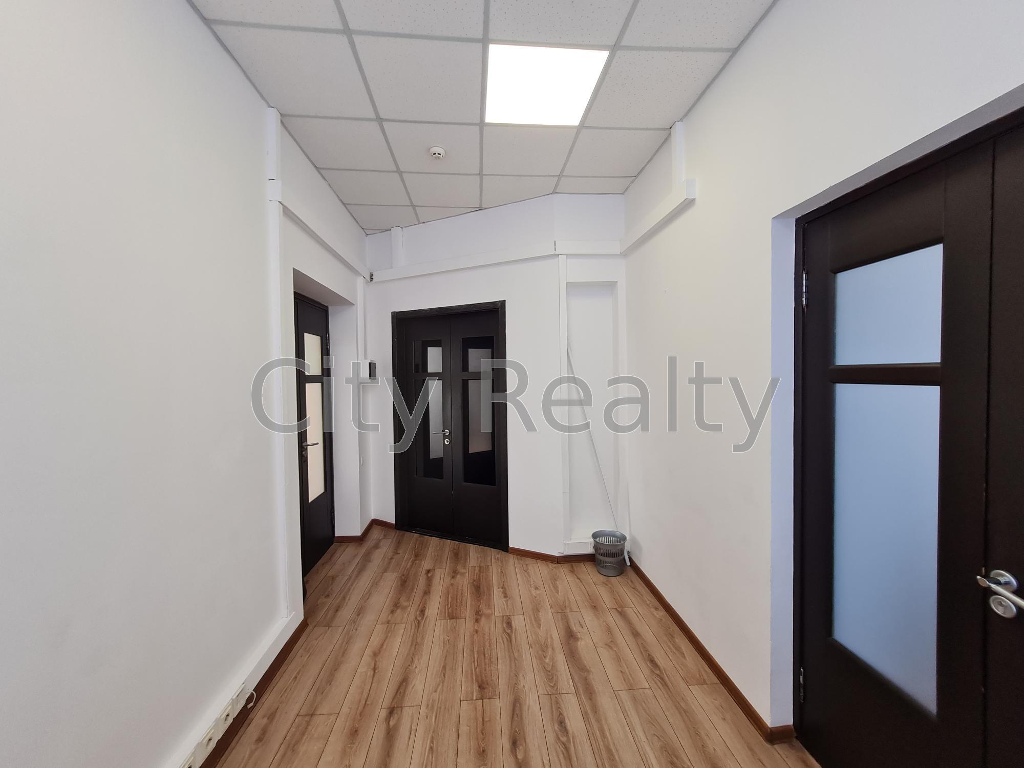 Аренда офиса 66.2 м², Крещатик ул., 7/11