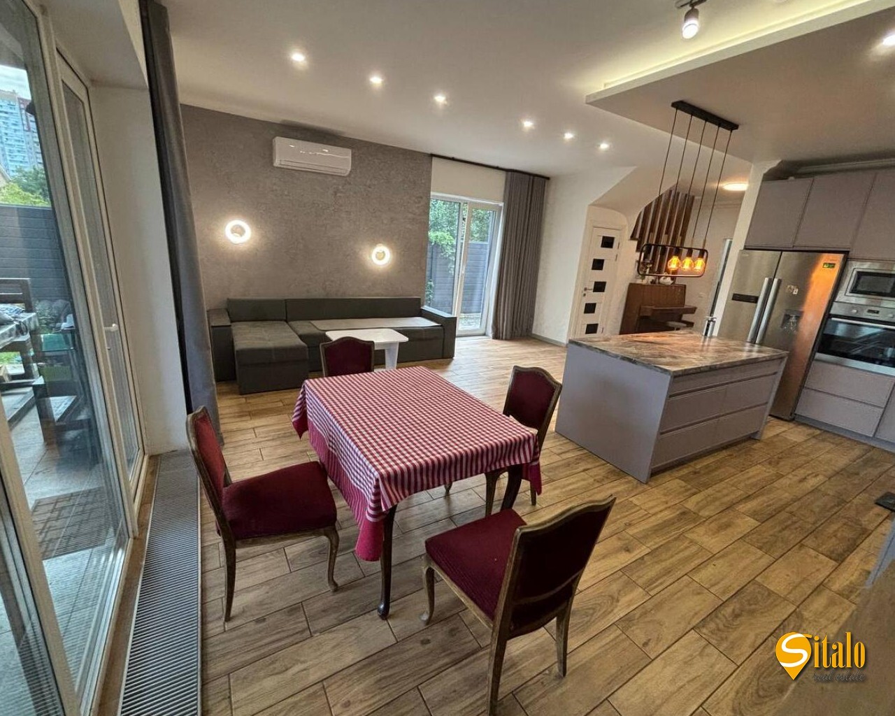 Оренда будинку 165 м², 52-а Садова вул.