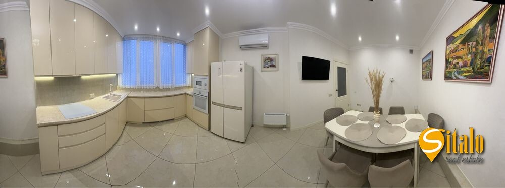 Продажа 4-комнатной квартиры 80 м², Каховская ул., 62А