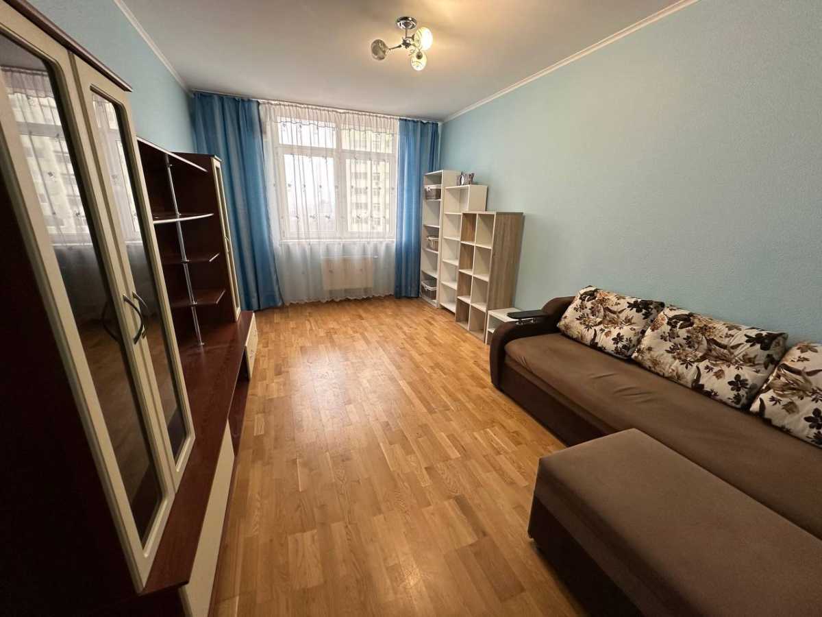 Оренда 2-кімнатної квартири 68 м², Воскресенська вул., 14Б