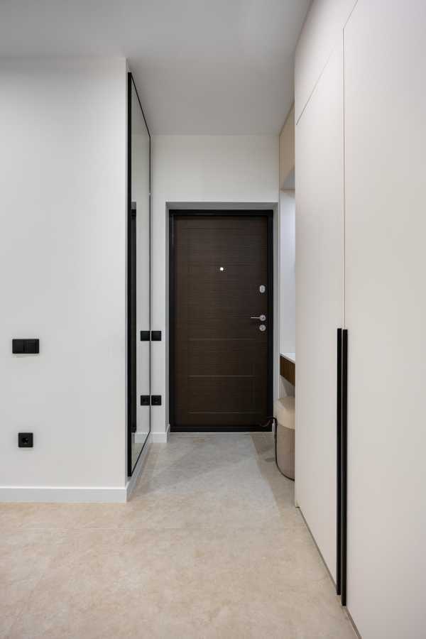 Продажа 2-комнатной квартиры 75 м², Угорская ул.