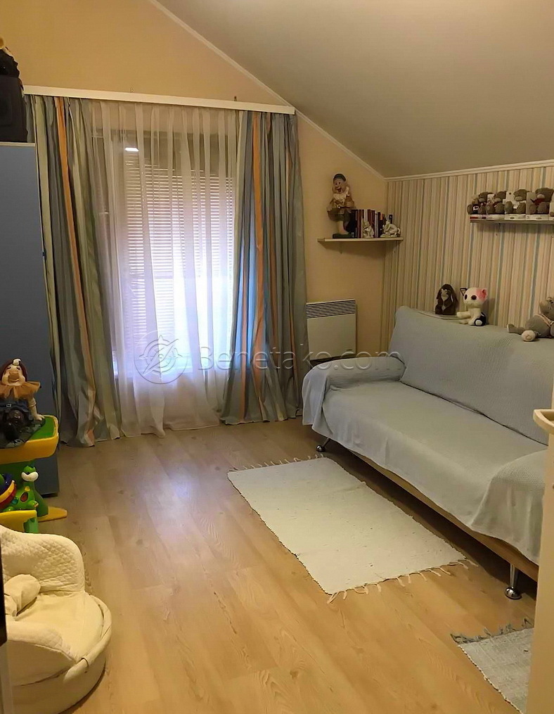 Аренда 3-комнатной квартиры 100 м², Парковая ул.