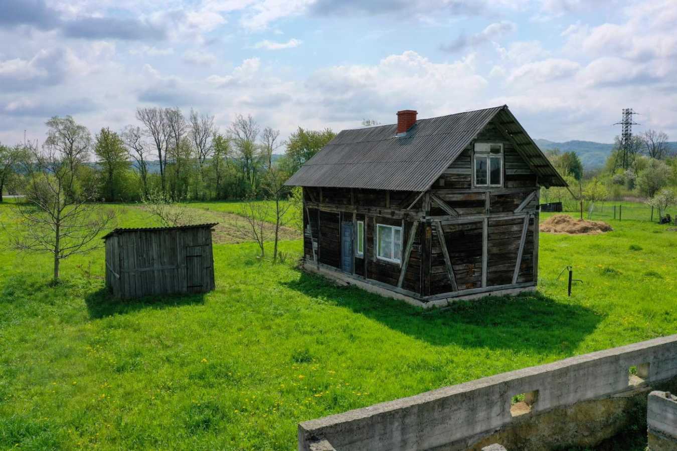 Продажа участка под индивидуальное жилое строительство 25 соток, Молодіжна