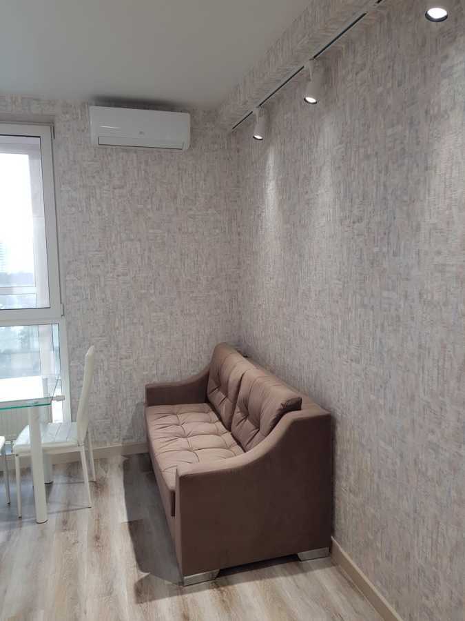 Оренда 1-кімнатної квартири 49 м², Симоненко вул., 30А