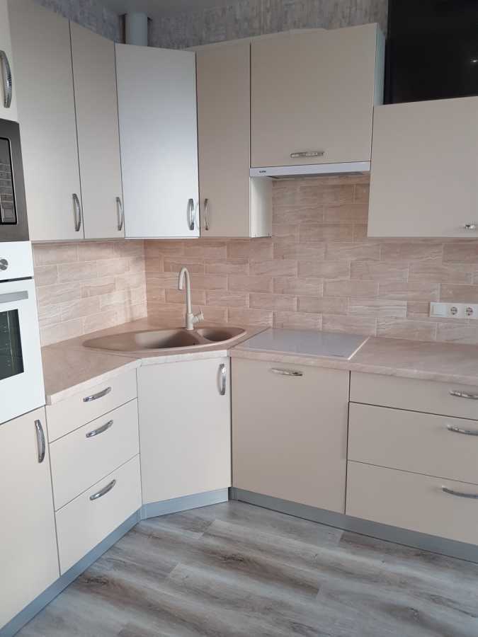 Оренда 1-кімнатної квартири 49 м², Симоненко вул., 30А