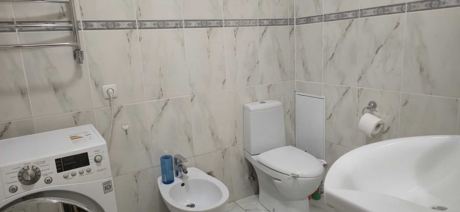 Продажа 2-комнатной квартиры 65.7 м², Садовая ул., 1В