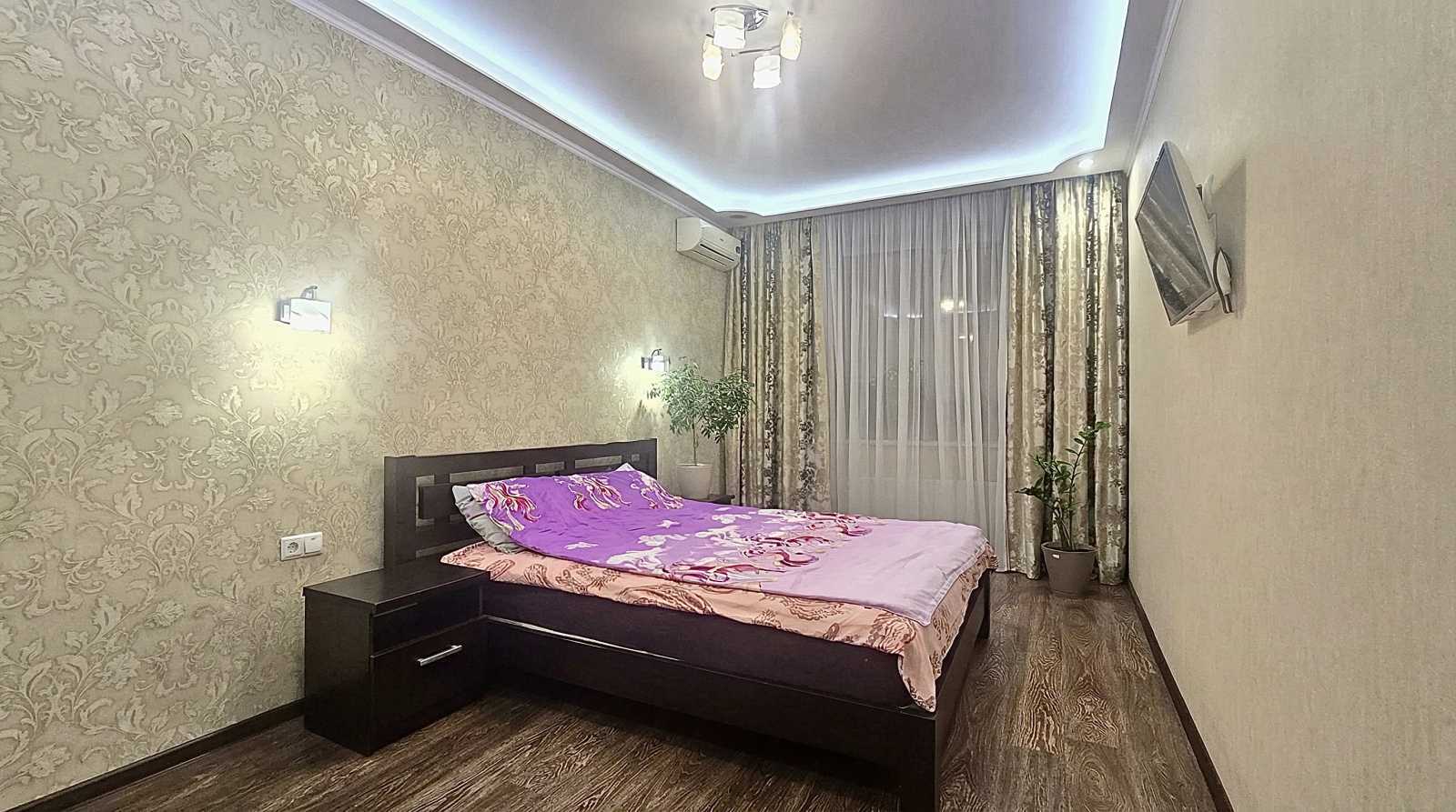 Продажа 2-комнатной квартиры 65.7 м², Садовая ул., 1В