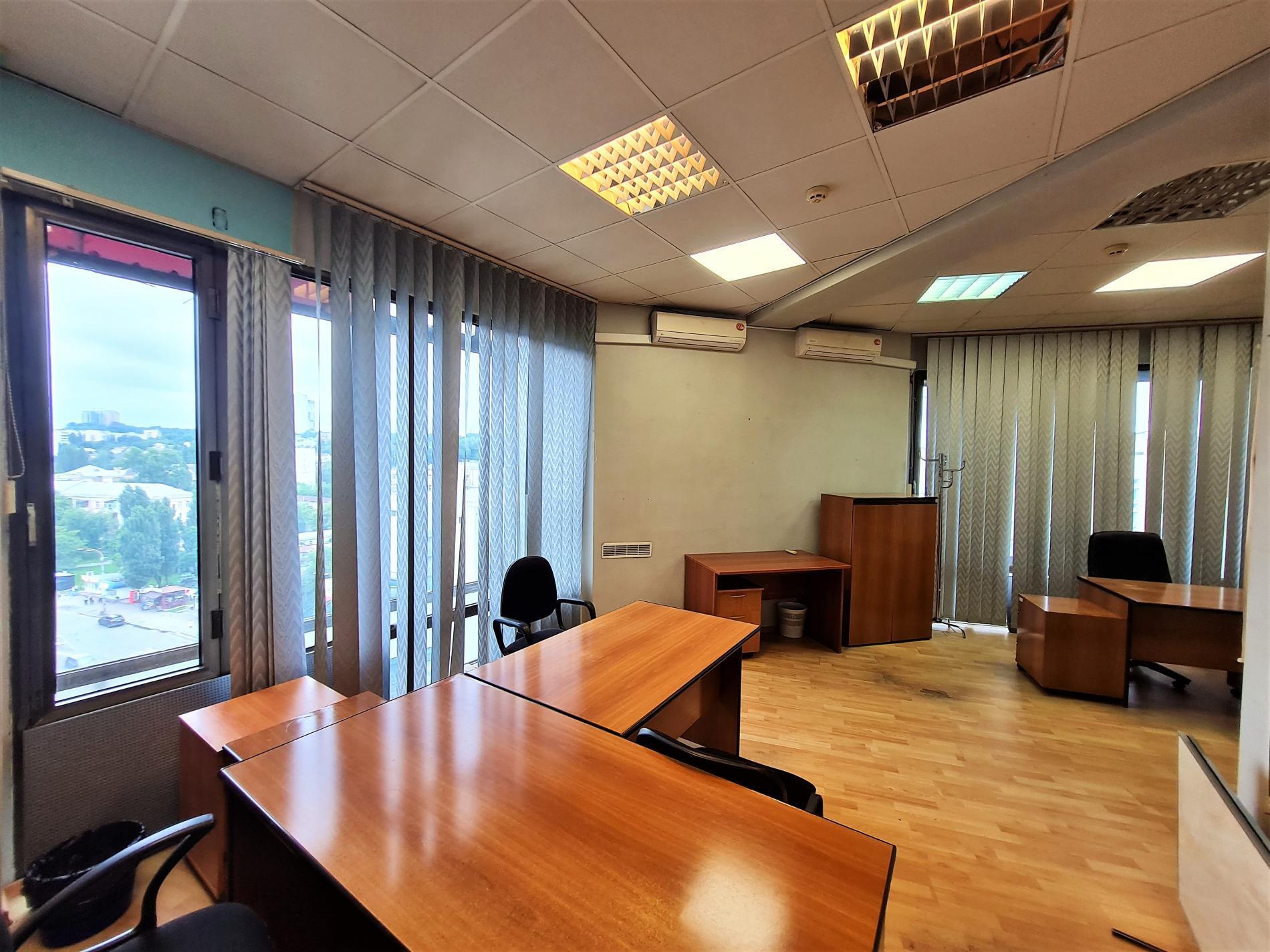 Оренда офісу 30 м², Кирилівська вул., 160 кА