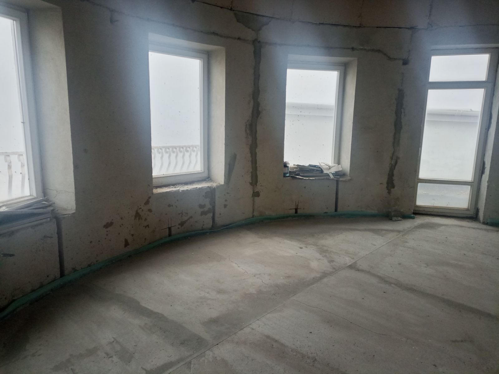 Продажа 3-комнатной квартиры 212 м², Французский бул., 9