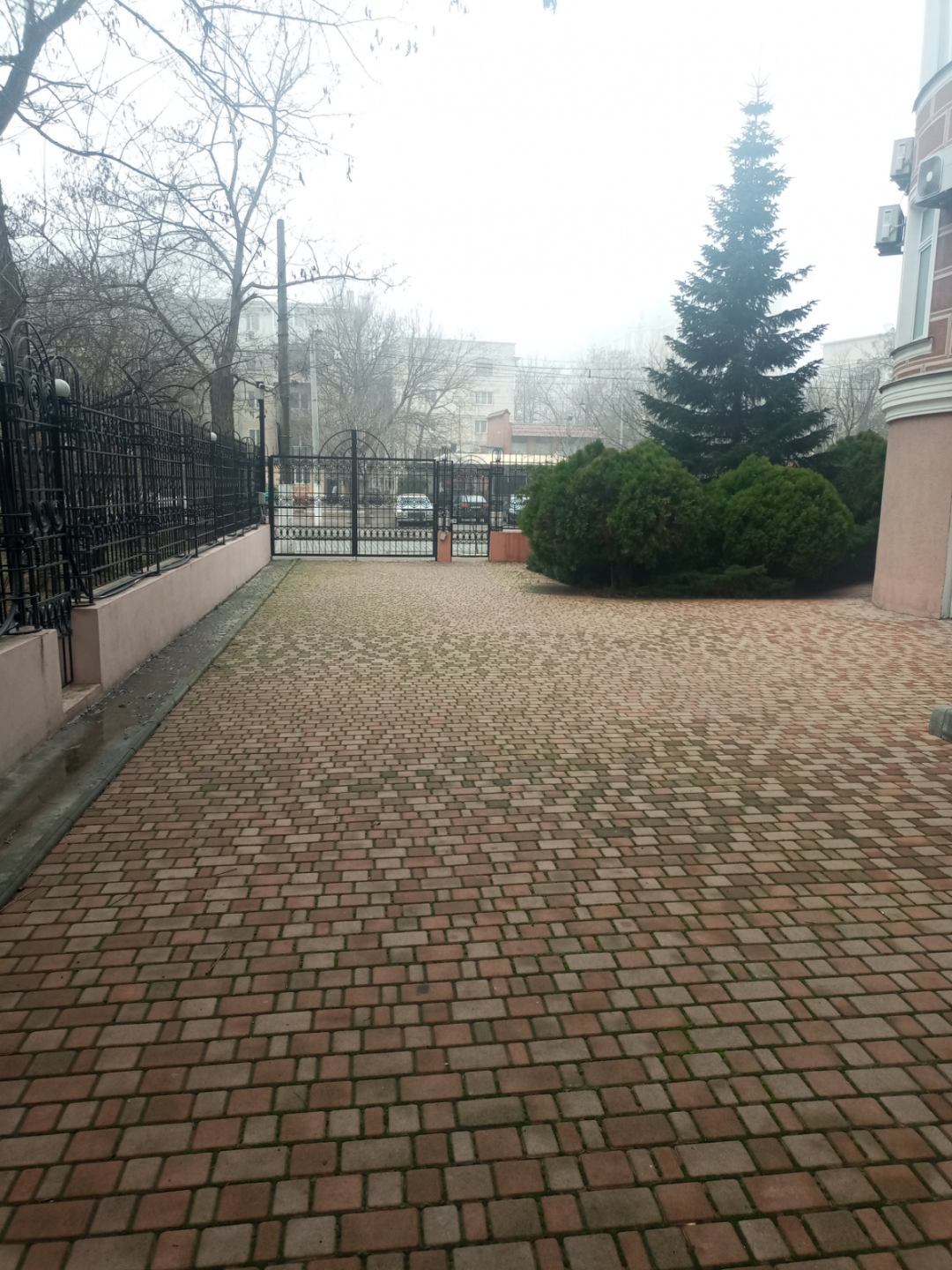 Продажа 3-комнатной квартиры 212 м², Французский бул., 9