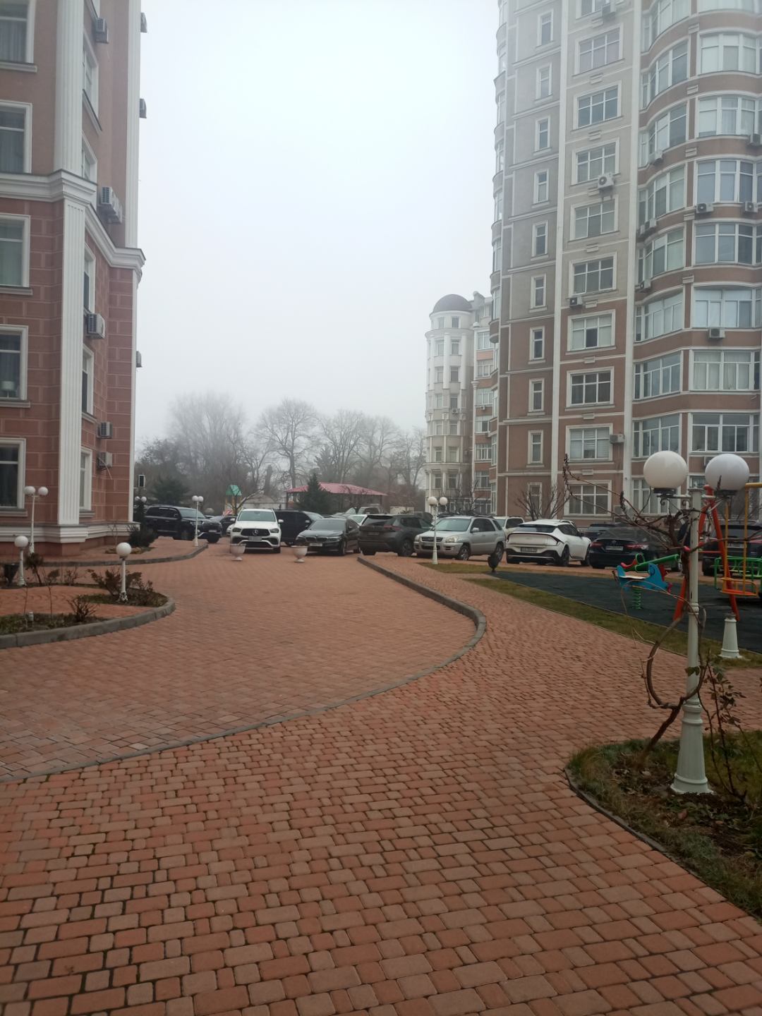 Продажа 3-комнатной квартиры 212 м², Французский бул., 9