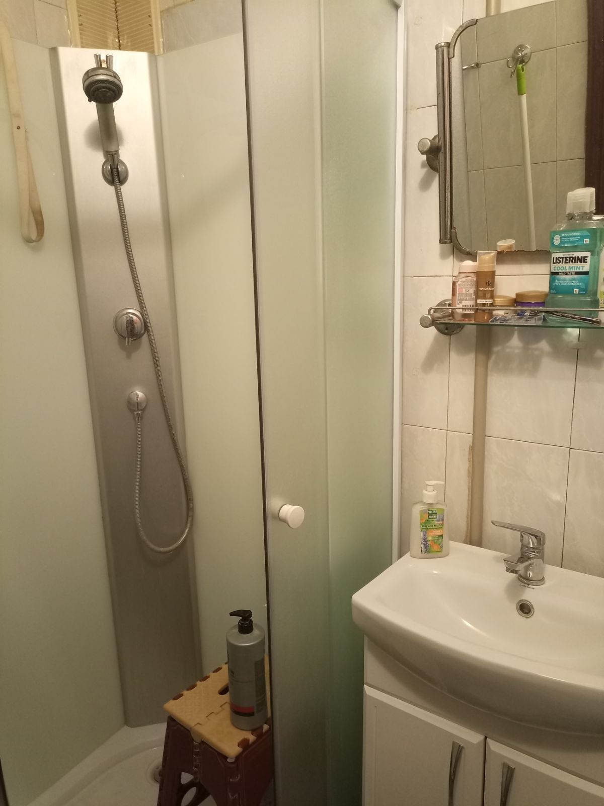 Продажа 4-комнатной квартиры 100 м², Новаторов ул.