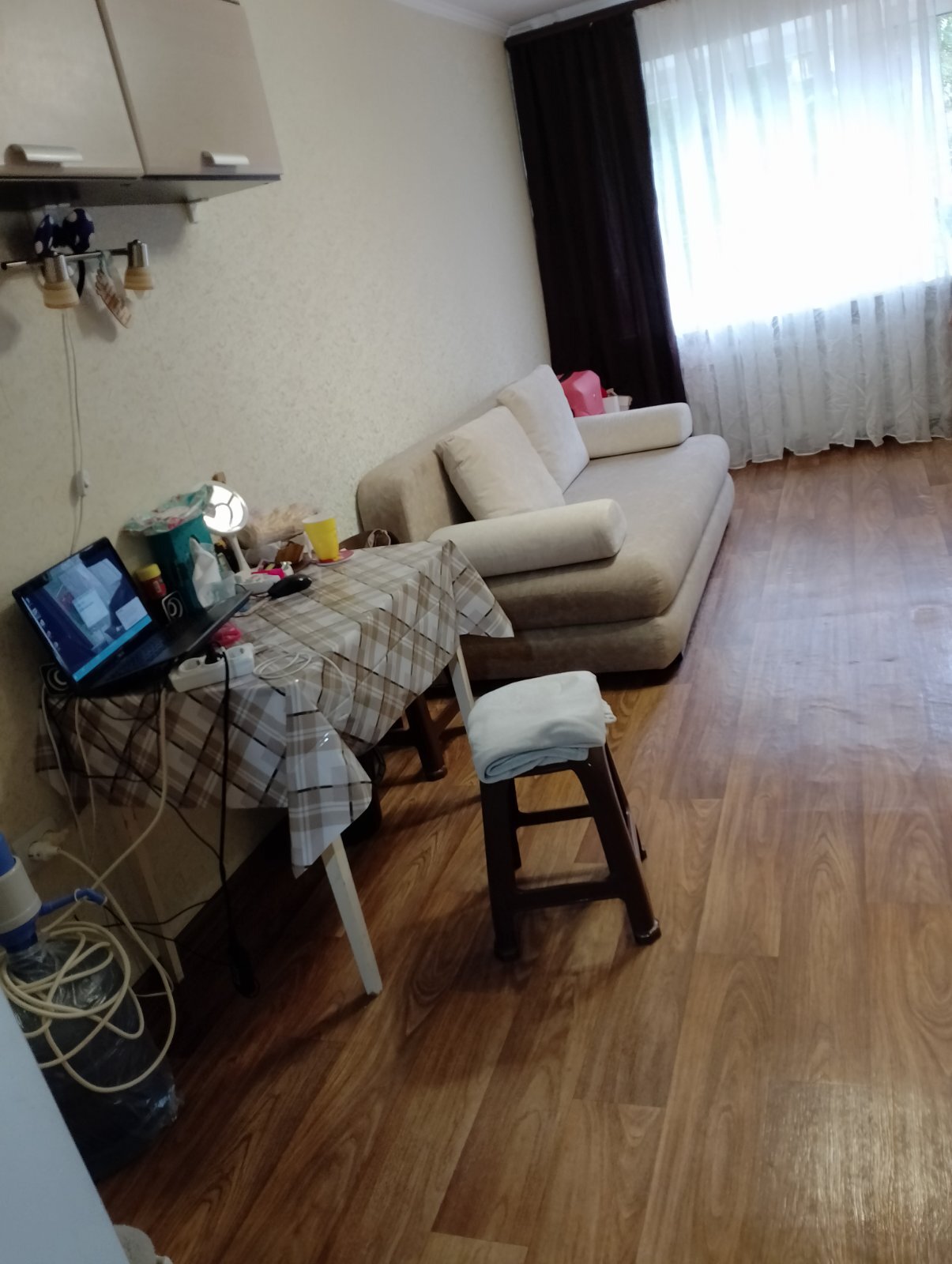 Продажа 4-комнатной квартиры 100 м², Новаторов ул.