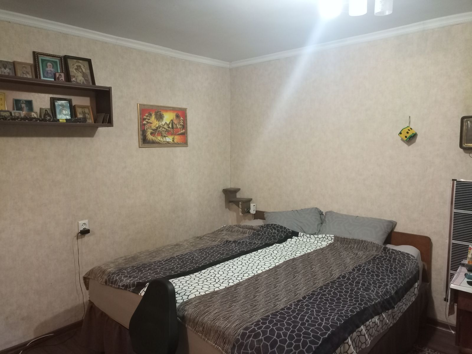 Продажа 4-комнатной квартиры 100 м², Новаторов ул.