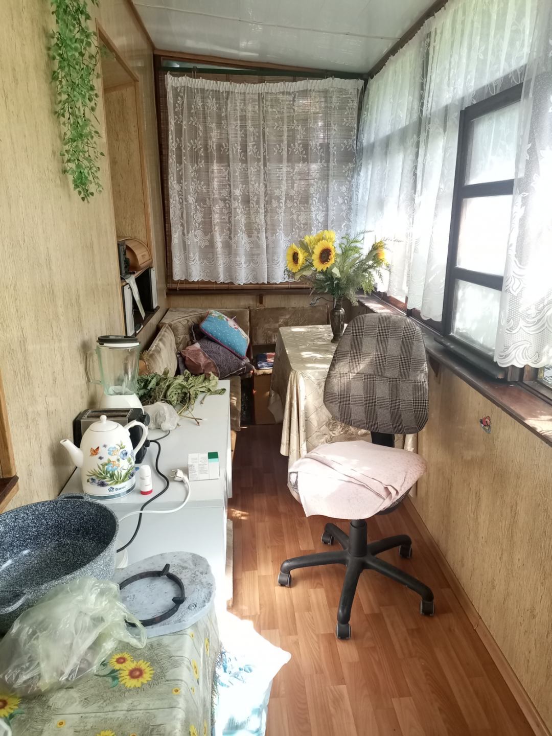 Продажа 4-комнатной квартиры 100 м², Новаторов ул.