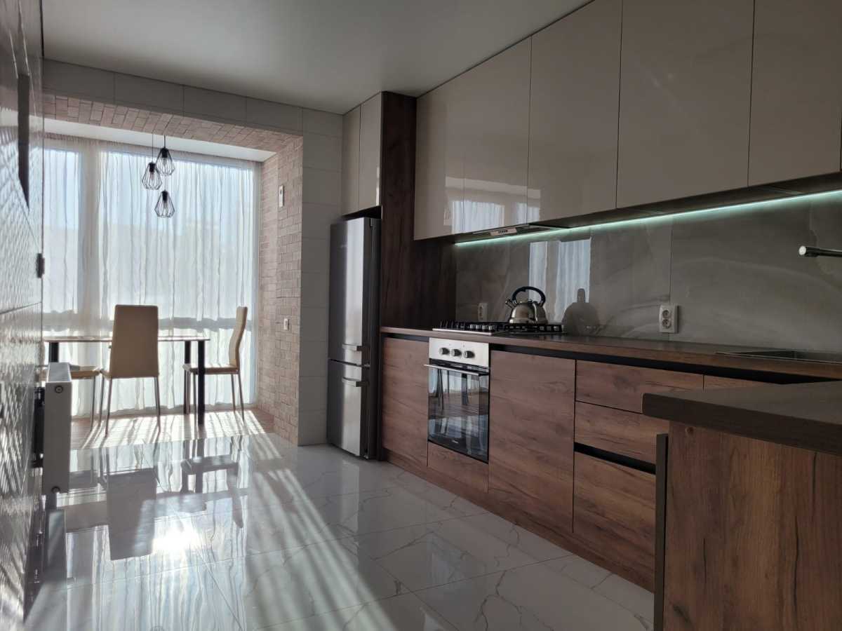 Продажа 1-комнатной квартиры 50.5 м², Яровица ул., 7