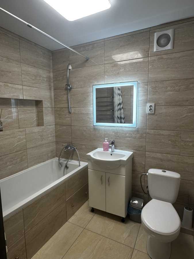 Продажа 1-комнатной квартиры 50.5 м², Яровица ул., 7