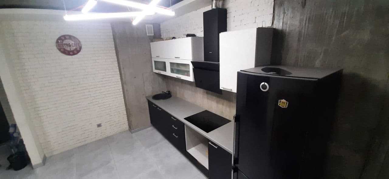 Продажа 1-комнатной квартиры 45 м², Михаила Котельникова ул., Драгоманова, 2а