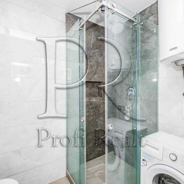 Продажа 1-комнатной квартиры 45 м², Петрівська вулиця, 1