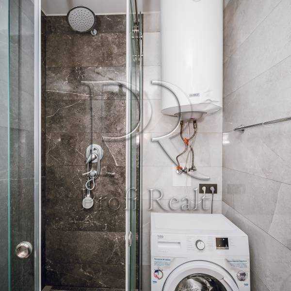 Продажа 1-комнатной квартиры 45 м², Петрівська вулиця, 1