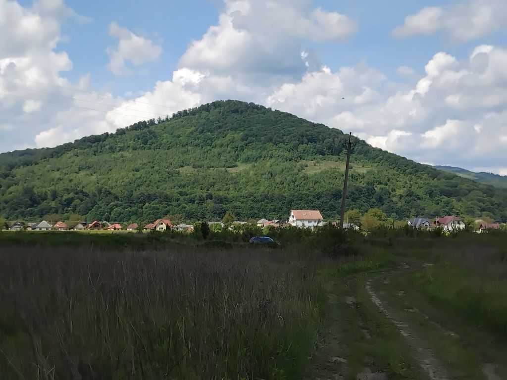 Продажа участка для строительства производства 150 соток, Визволення