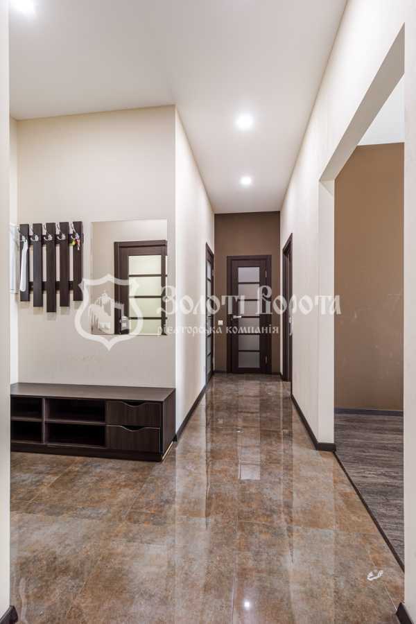 Продажа 2-комнатной квартиры 69.8 м², Джона Маккейна ул., 7