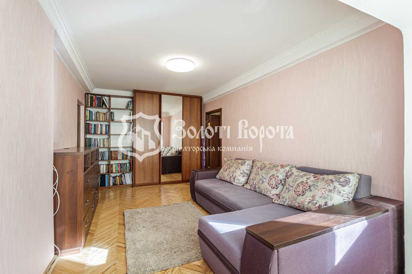 Продажа 3-комнатной квартиры 56.1 м², Шолом-Алейхема ул., 13