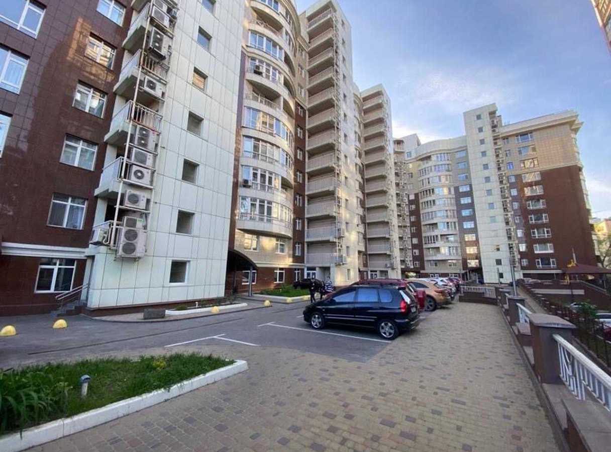 Продажа 1-комнатной квартиры 40 м², Владимира Антоновича ул., 131