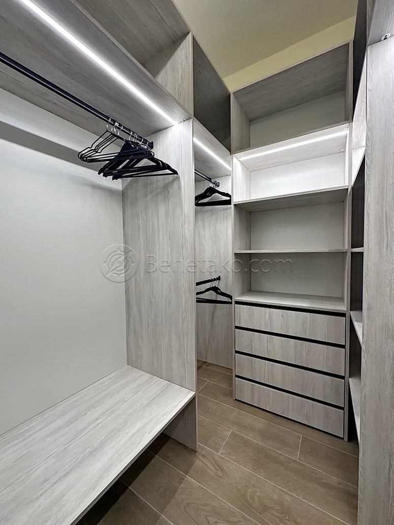 Аренда 2-комнатной квартиры 48 м², Ванный пер., 5Г