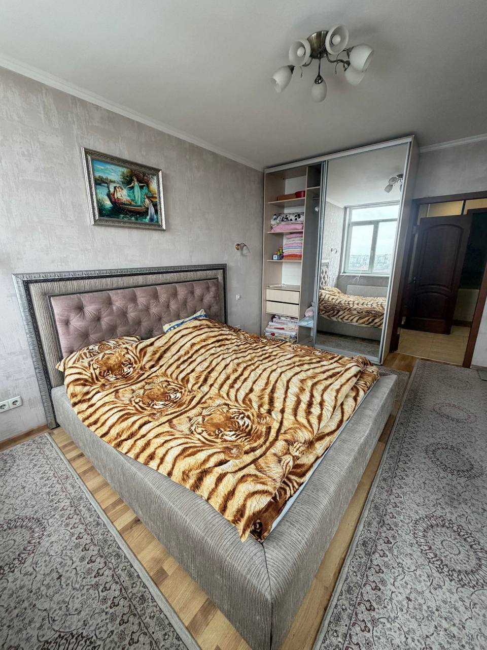 Продажа 2-комнатной квартиры 60 м², Разумовская ул., 10/12