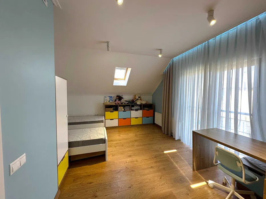 Оренда будинку 208 м², 75-а Садова вул.