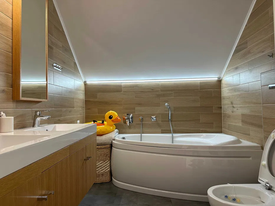 Оренда будинку 208 м², 75-а Садова вул.