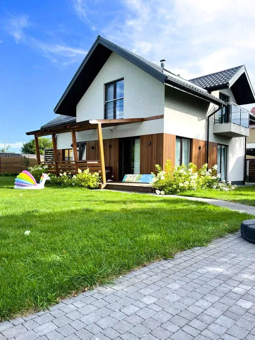 Оренда будинку 208 м², 75-а Садова вул.