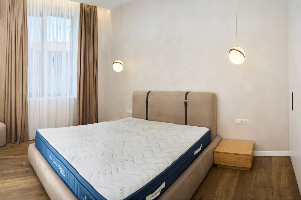 Оренда будинку 488 м², Виноградна вул.