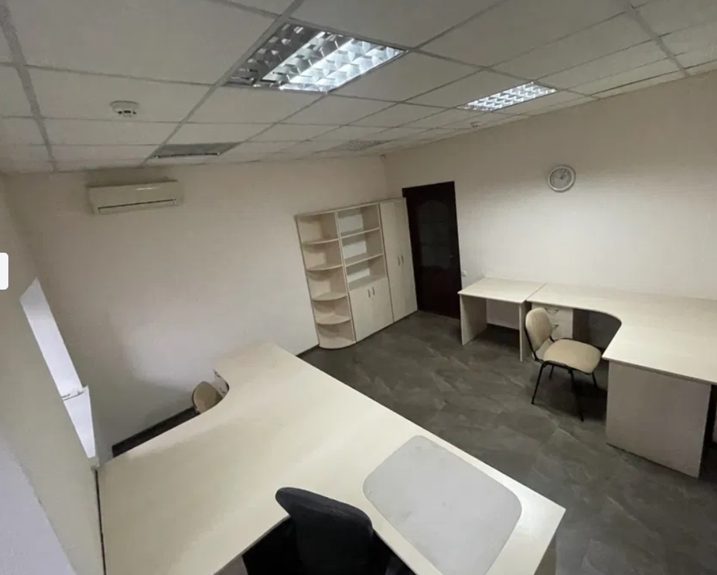 Аренда офиса 116 м², Тополевая ул.