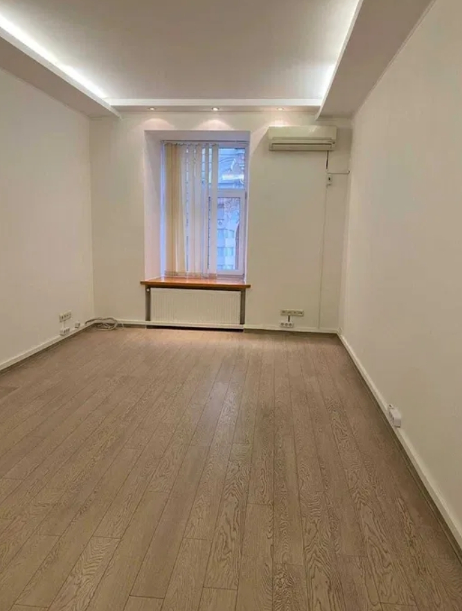 Аренда офиса 215 м², Чайковского пер.