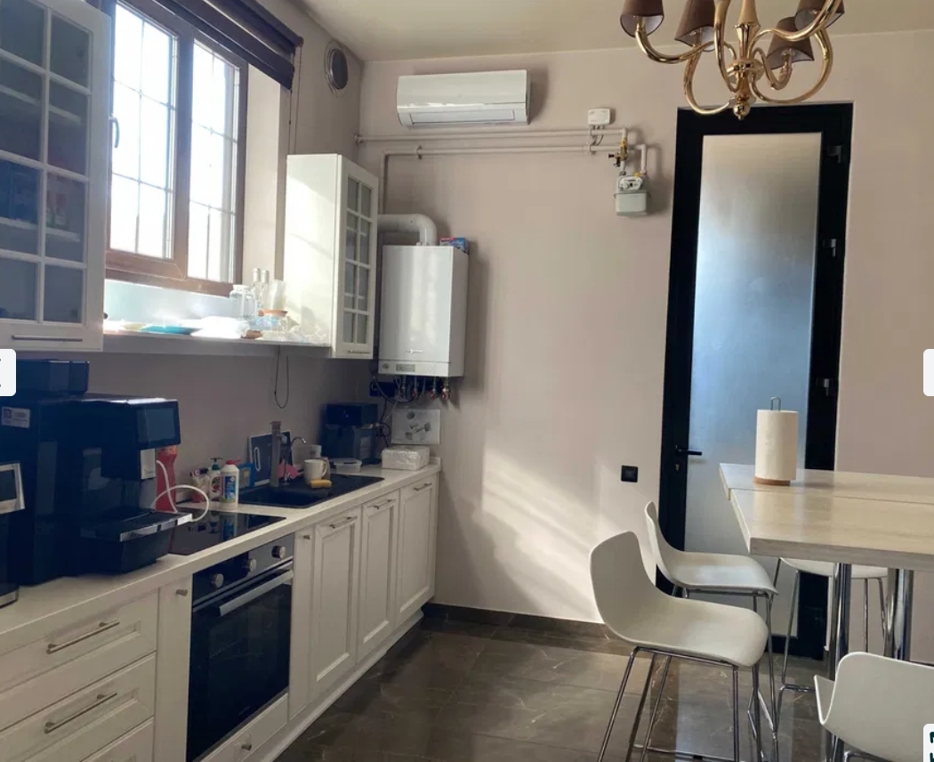 Аренда офиса 300 м², Черняховского ул.